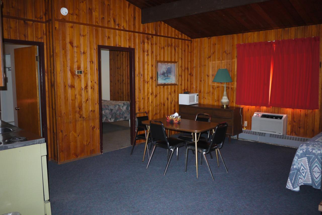 Entwistle Pembina River Inn מראה חיצוני תמונה