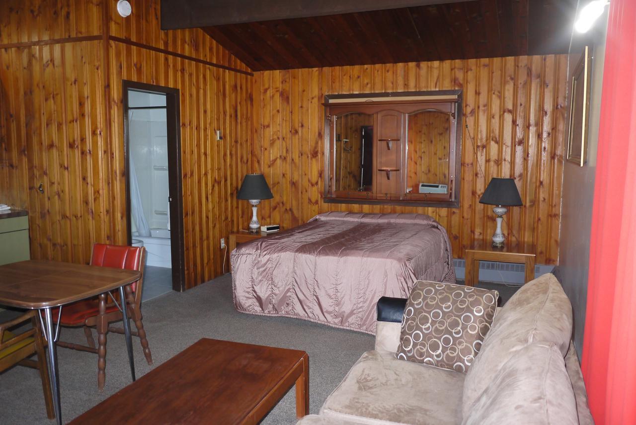 Entwistle Pembina River Inn מראה חיצוני תמונה